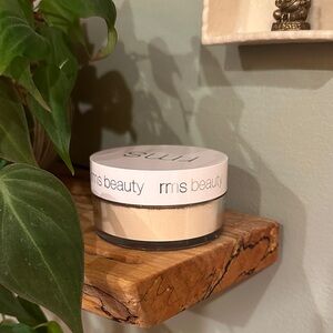 NEW ✨ RMS Beauty Cream Setting Powder